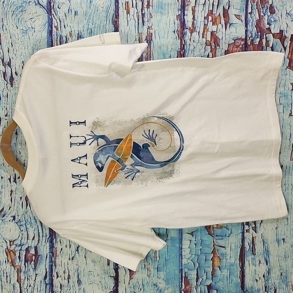 𝅺nwt Tee Shirt size S - Picture 2 of 5